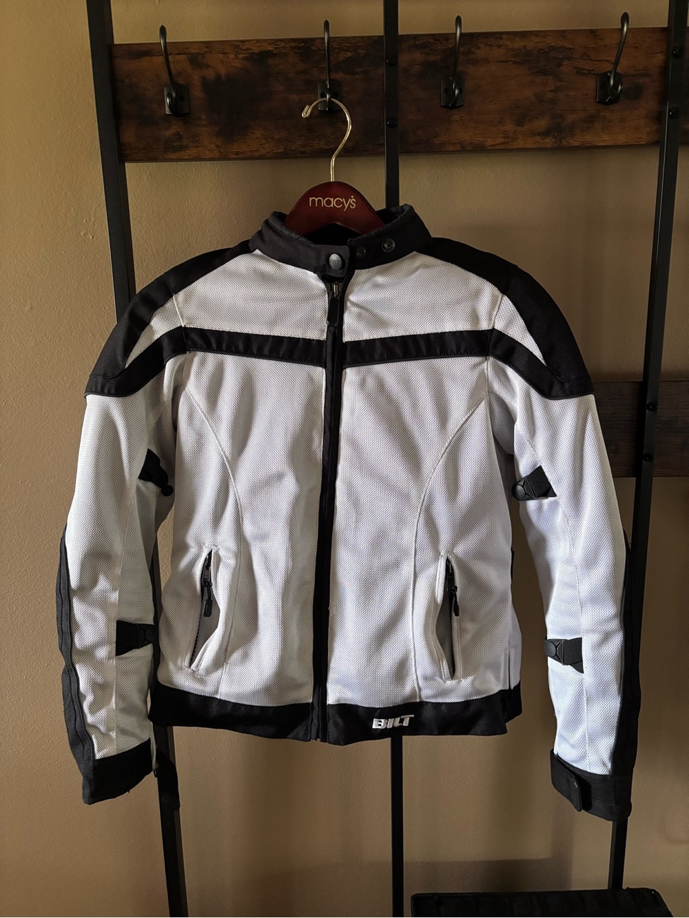 Women’s BILT armored motorcycle jacket - S/M